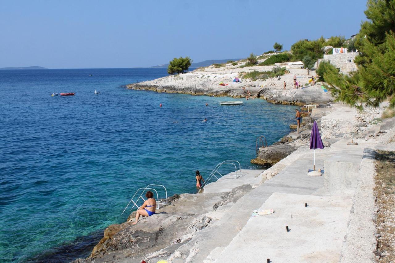Apartments By The Sea Rastici, Ciovo - 11723 Trogir Exterior photo