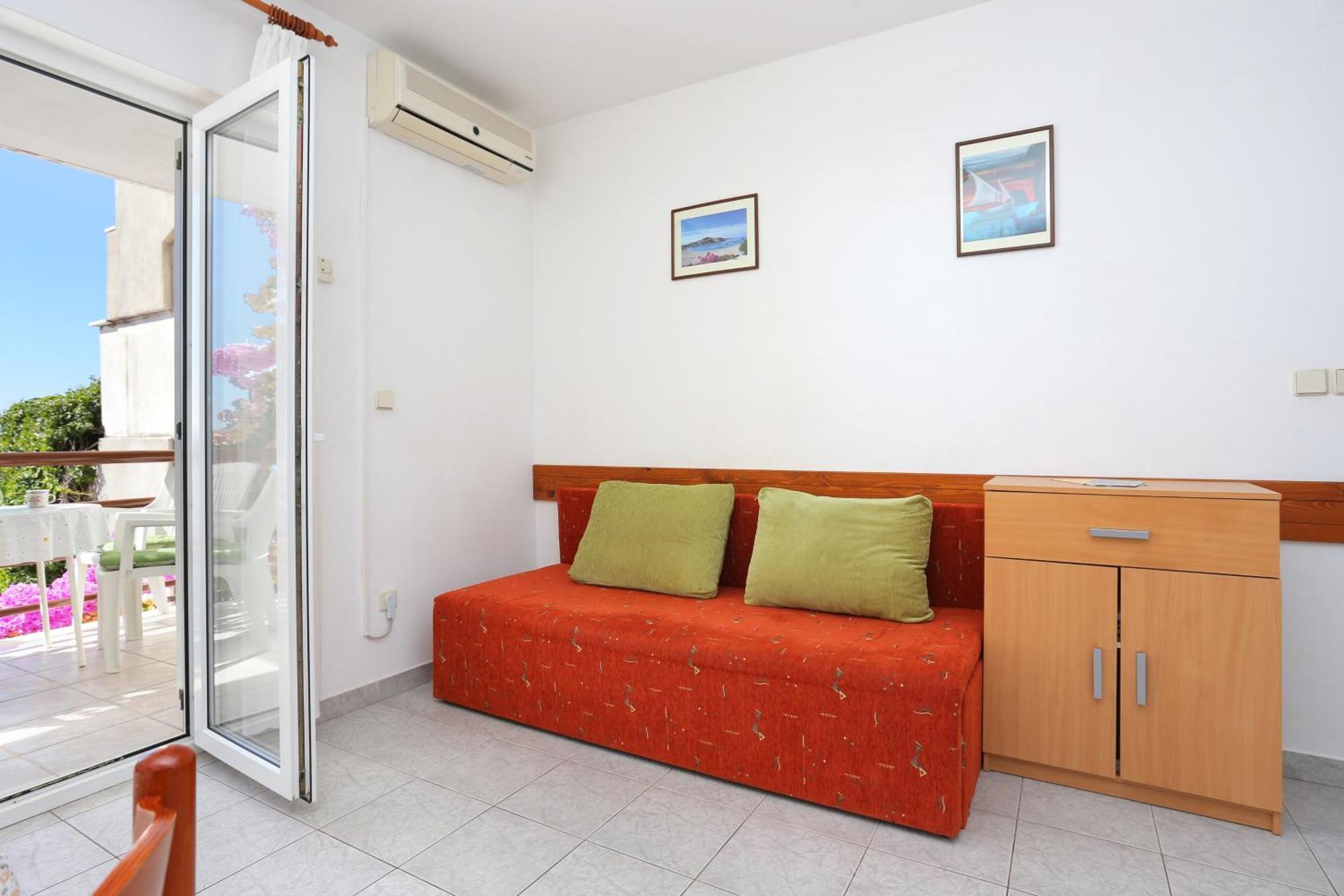 Apartments By The Sea Rastici, Ciovo - 11723 Trogir Room photo