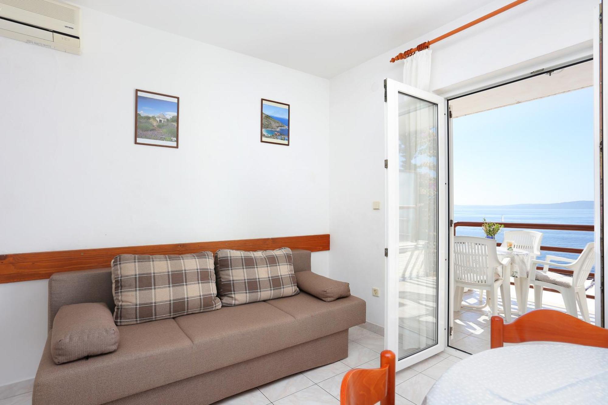 Apartments By The Sea Rastici, Ciovo - 11723 Trogir Room photo